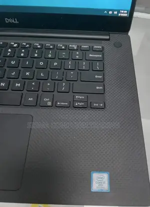 New Laptop Dell Precision 15 7520 16GB Intel Core I7 SSD 512GB