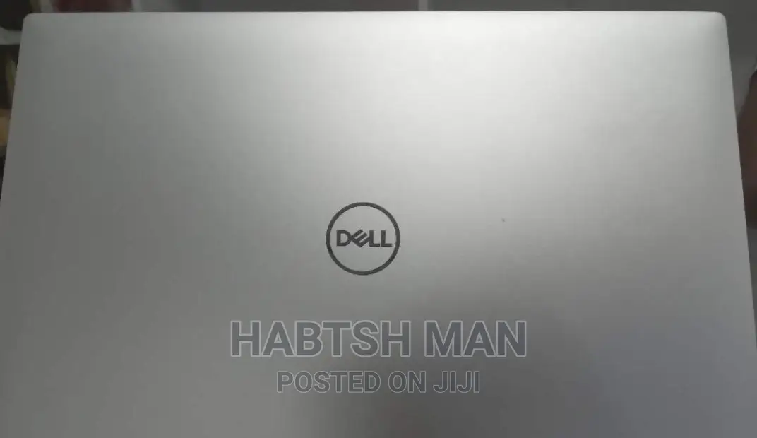 New Laptop Dell Precision 15 3520 16GB Intel Core I7 SSD 512GB