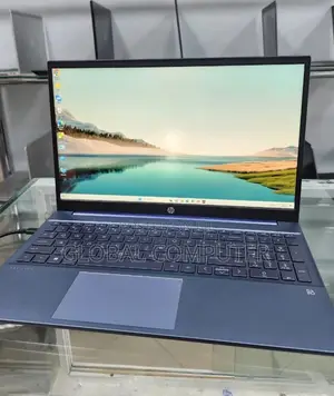 New Laptop HP Pavilion 14-Ce3064st 8GB Intel Core I7 SSD 512GB