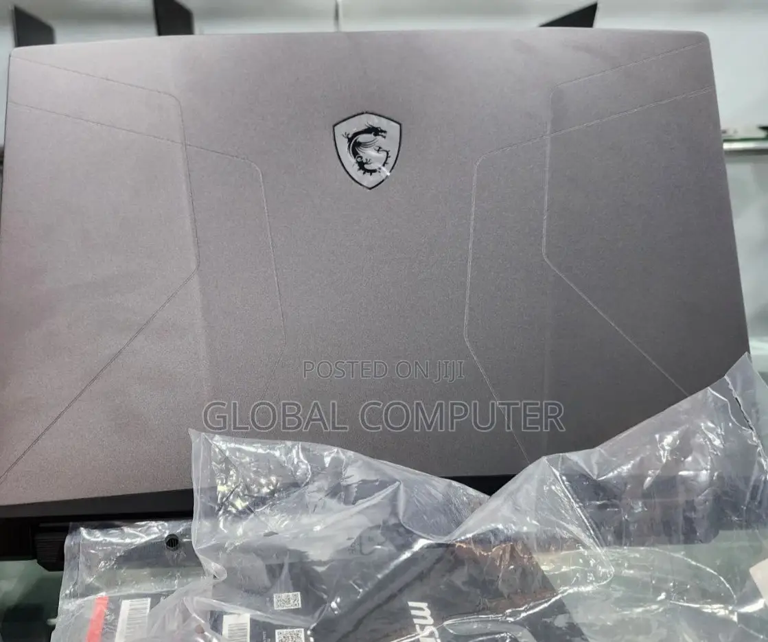 New Laptop MSI MSI Sword 17 8GB Intel Core I5 SSD 512GB