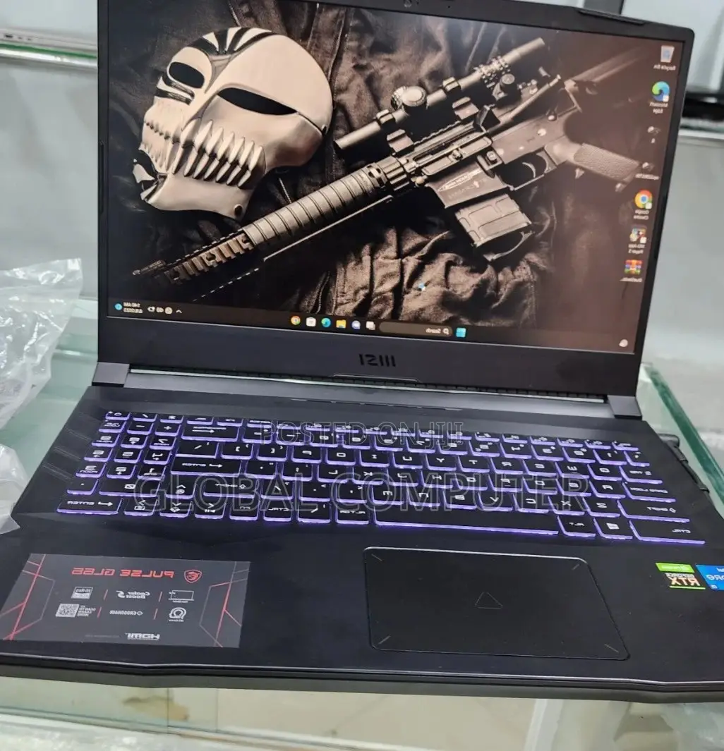 New Laptop MSI MSI Sword 17 8GB Intel Core I5 SSD 512GB