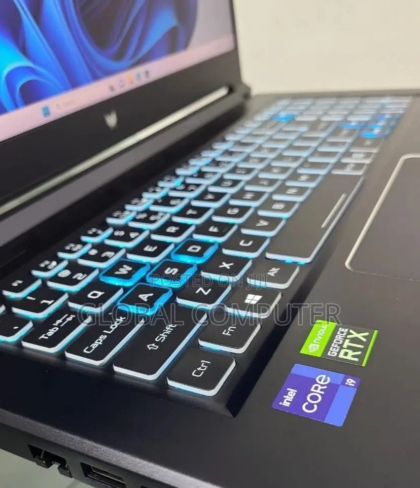 New Laptop Acer Predator Triton 500 SE 16GB Intel Core I9 SSD 1T