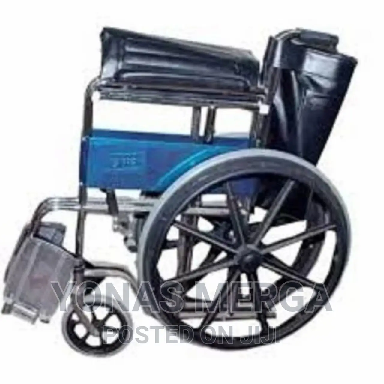 Wheelchair Can Fold Flat for Convenient Storage Travel