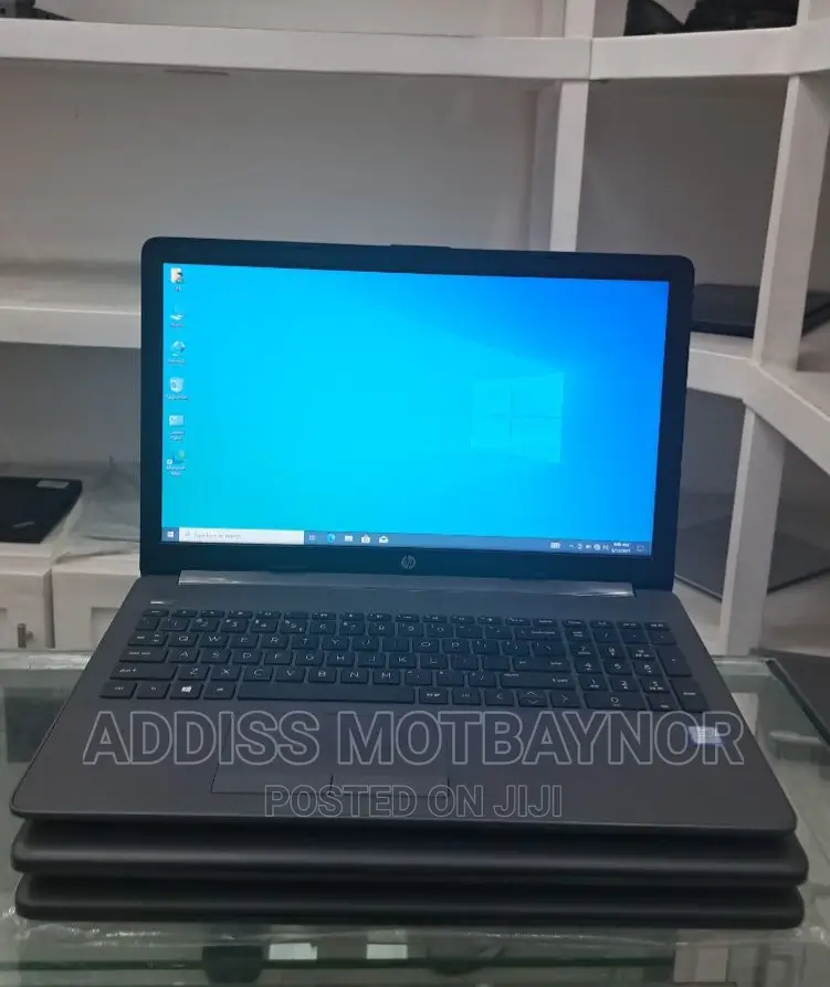 New Laptop HP Stream Notebook 8GB Intel Core I7 HDD 1T