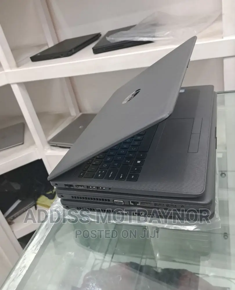 New Laptop HP Stream Notebook 8GB Intel Core I7 HDD 1T