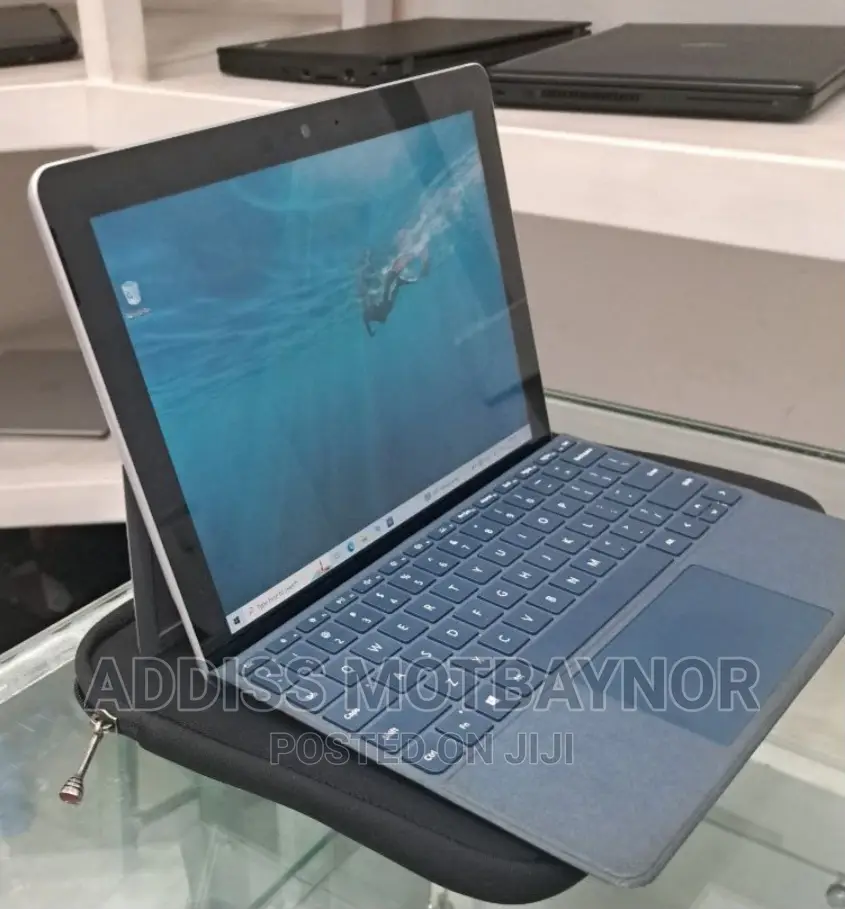 New Laptop HP EliteBook 840 4GB Intel Pentium HDD 60GB