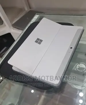 New Laptop HP EliteBook 840 4GB Intel Pentium HDD 60GB