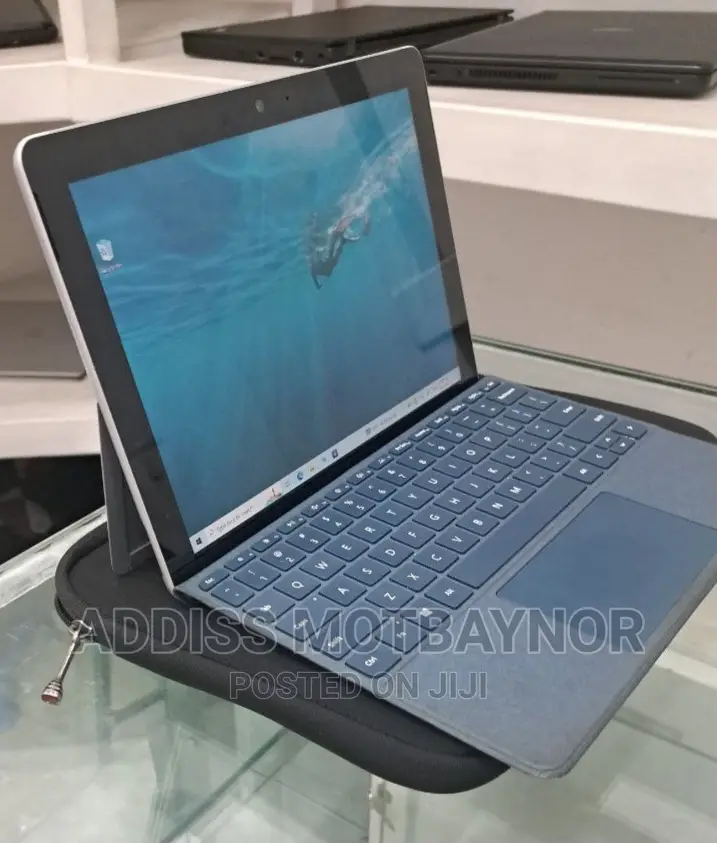 New Laptop HP EliteBook 840 4GB Intel Pentium HDD 60GB