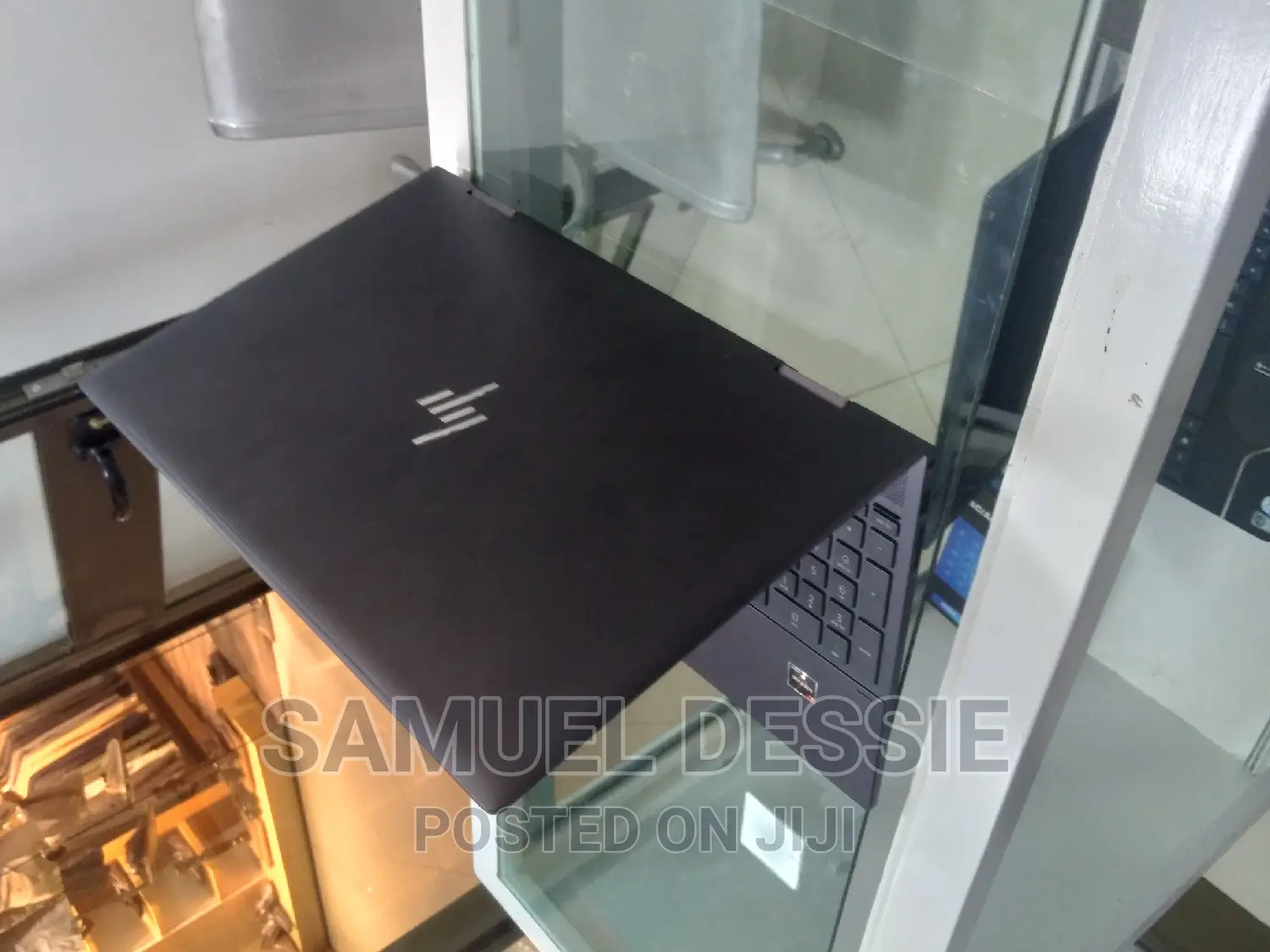 New Laptop HP Envy X360 16GB AMD Ryzen 7 SSD 512GB