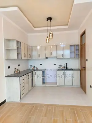 Photo - በደንብ የተሰራ መኖርያ G+2 ካሬ 175