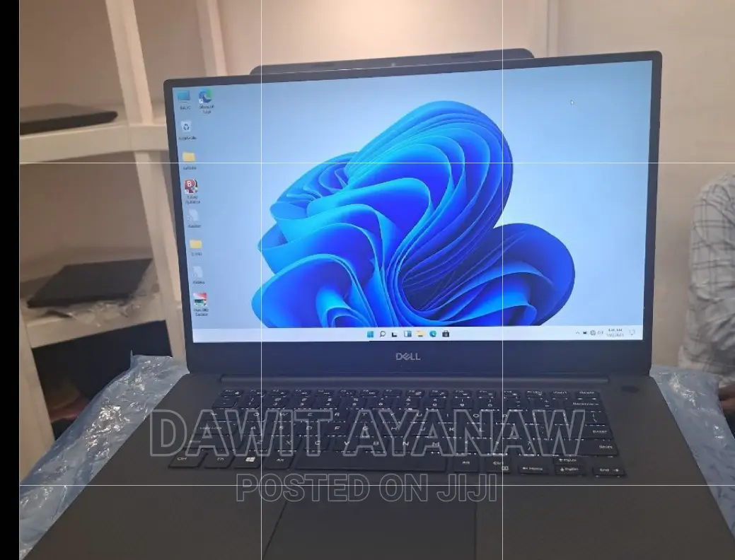 New Laptop Dell 16GB Intel Core I7 SSD 512GB