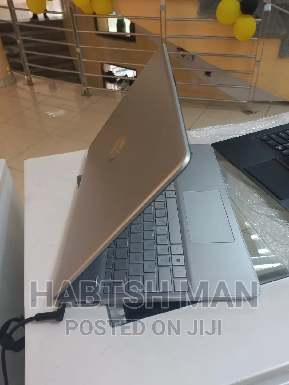 New Laptop HP Stream Notebook 8GB Intel Core I5 SSD 512GB