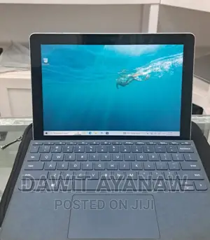 Photo - New Laptop Microsoft Surface 4GB Intel Core 2 Duo SSD 60GB