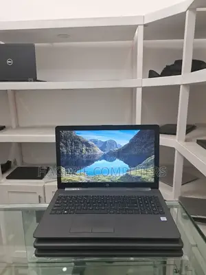 New Laptop HP Stream Notebook 8GB Intel Core I7 HDD 1T