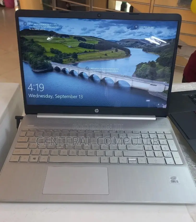 New Laptop HP Stream Notebook 8GB Intel Core I5 SSD 512GB