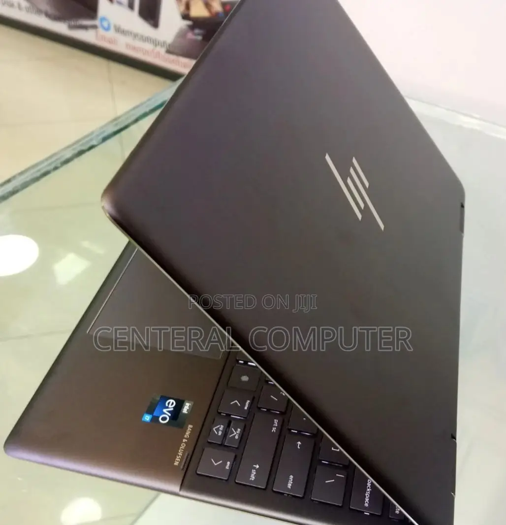 New Laptop HP Spectre X360 16GB Intel Core I7 SSD 1T