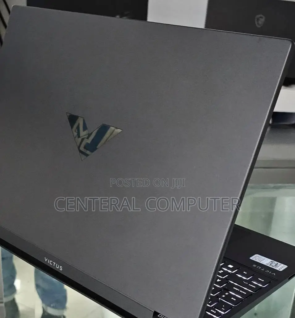 New Laptop HP Victus 16 16GB Intel Core I7 SSD 1T