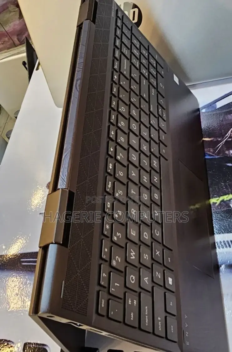 New Laptop HP Envy X360 16GB Intel Core I7 SSD 512GB