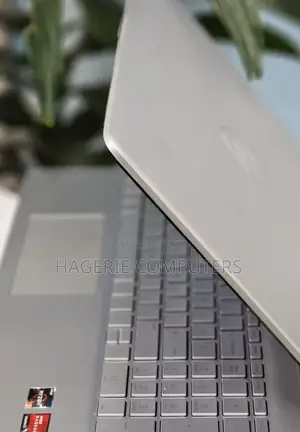 New Laptop HP 15 8GB AMD Ryzen 3 SSD 256GB
