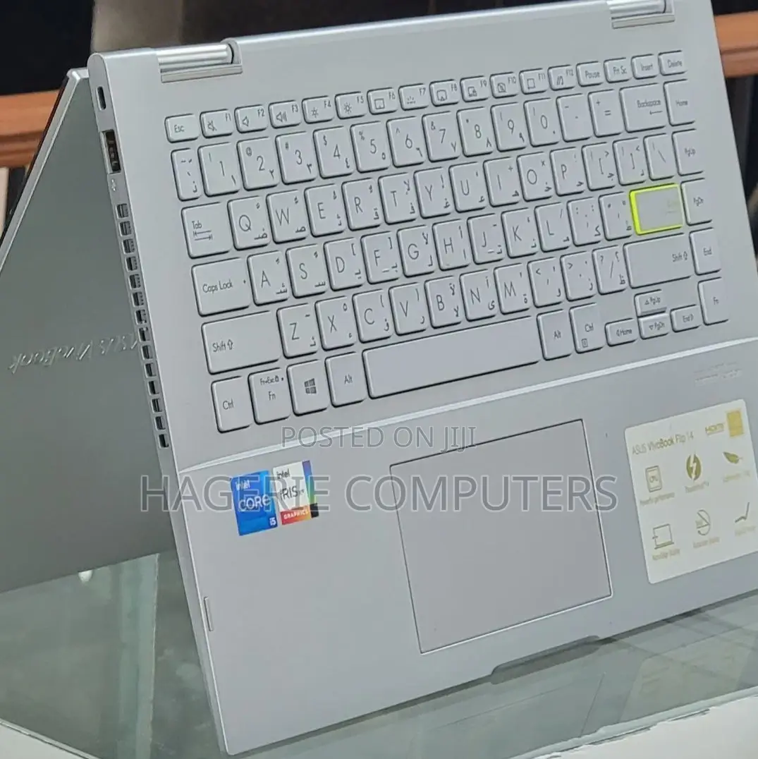 New Laptop Asus VivoBook W202 8GB Intel Core I5 SSD 512GB