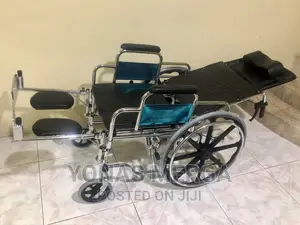 Photo - Multifunctional Wheelchair Comes With Bucket Feature