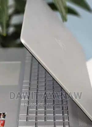 New Laptop HP Stream Notebook 8GB AMD Ryzen 3 SSD 256GB