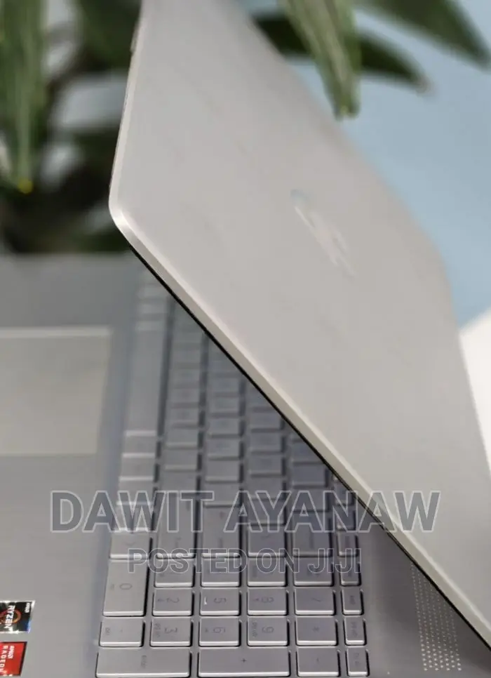 New Laptop HP Stream Notebook 8GB AMD Ryzen 3 SSD 256GB
