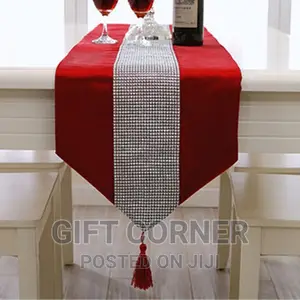 Dining Table Set Runner With Pillows for 4,6,8,10chair