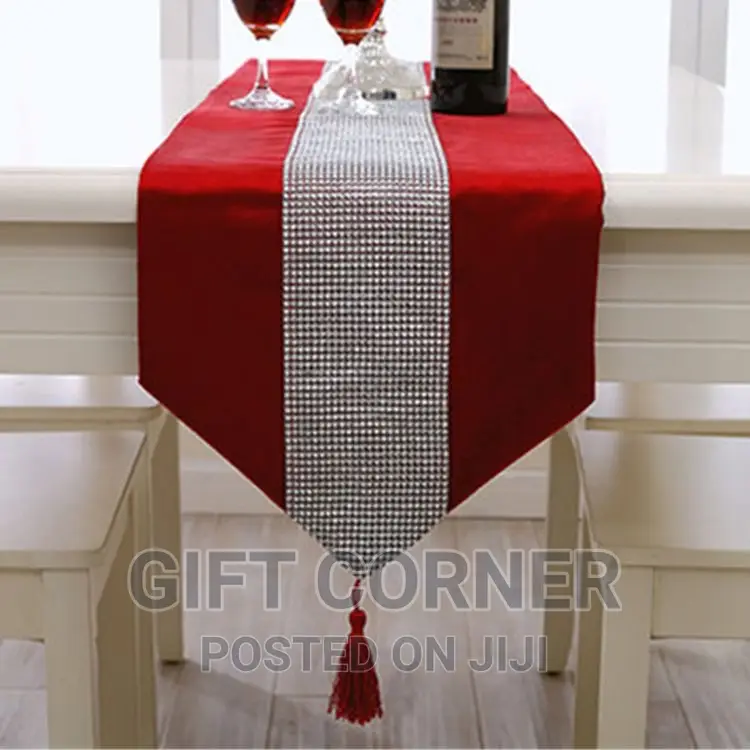 Dining Table Set Runner With Pillows for 4,6,8,10chair