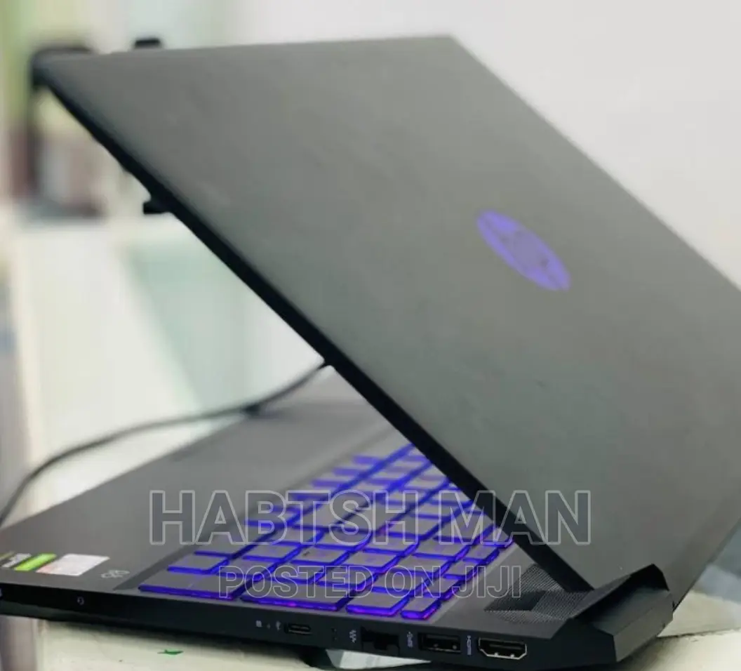 New Laptop HP Pavilion 15 8GB AMD Ryzen 5 SSD 512GB