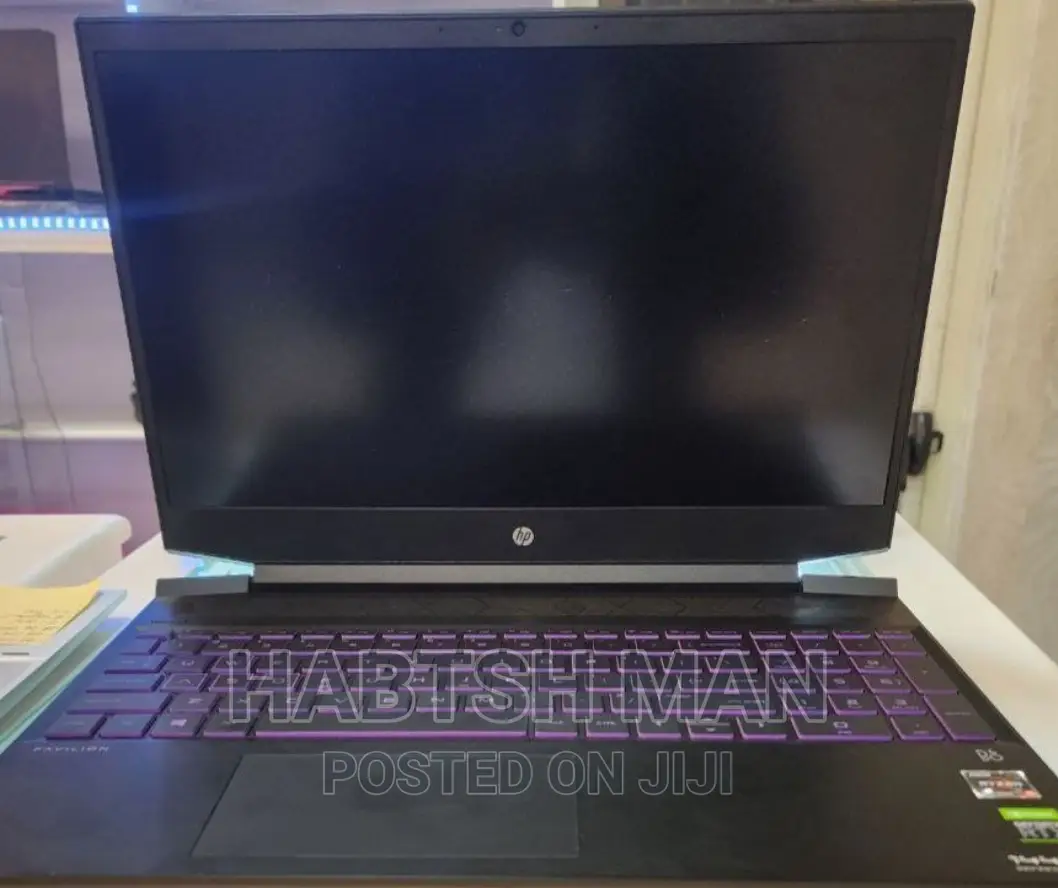New Laptop HP Pavilion 15 8GB AMD Ryzen 5 SSD 512GB