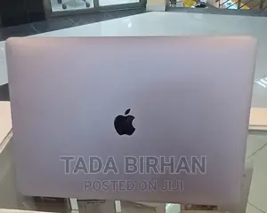 New Laptop Apple MacBook Pro 2017 16GB Intel Core I7 SSD 512GB