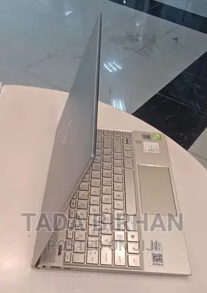 New Laptop HP Pavilion 15 8GB Intel Core I5 SSD 16 GB