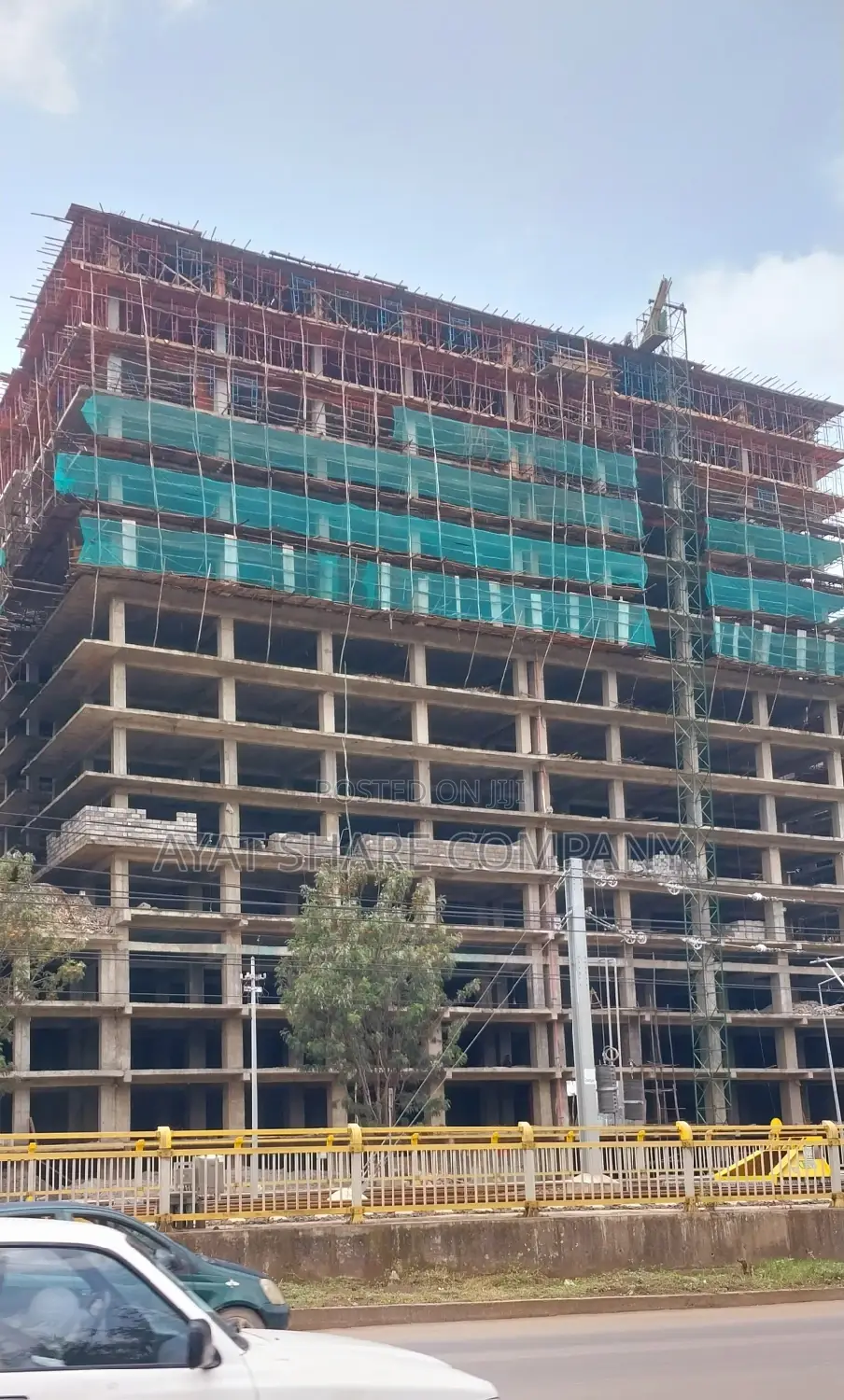 115 ካሬ ባለ 3 መኝታ አያት ሂልቦተም (3 Bedroom Apartment)