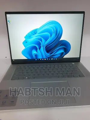 New Laptop Dell Inspiron 15 16GB Intel Core I7 SSD 512GB