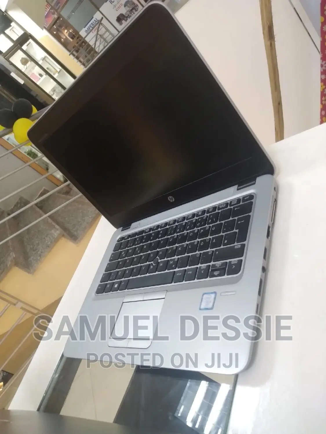 New Laptop HP EliteBook 820 G4 8GB Intel Core I5 HDD 500GB