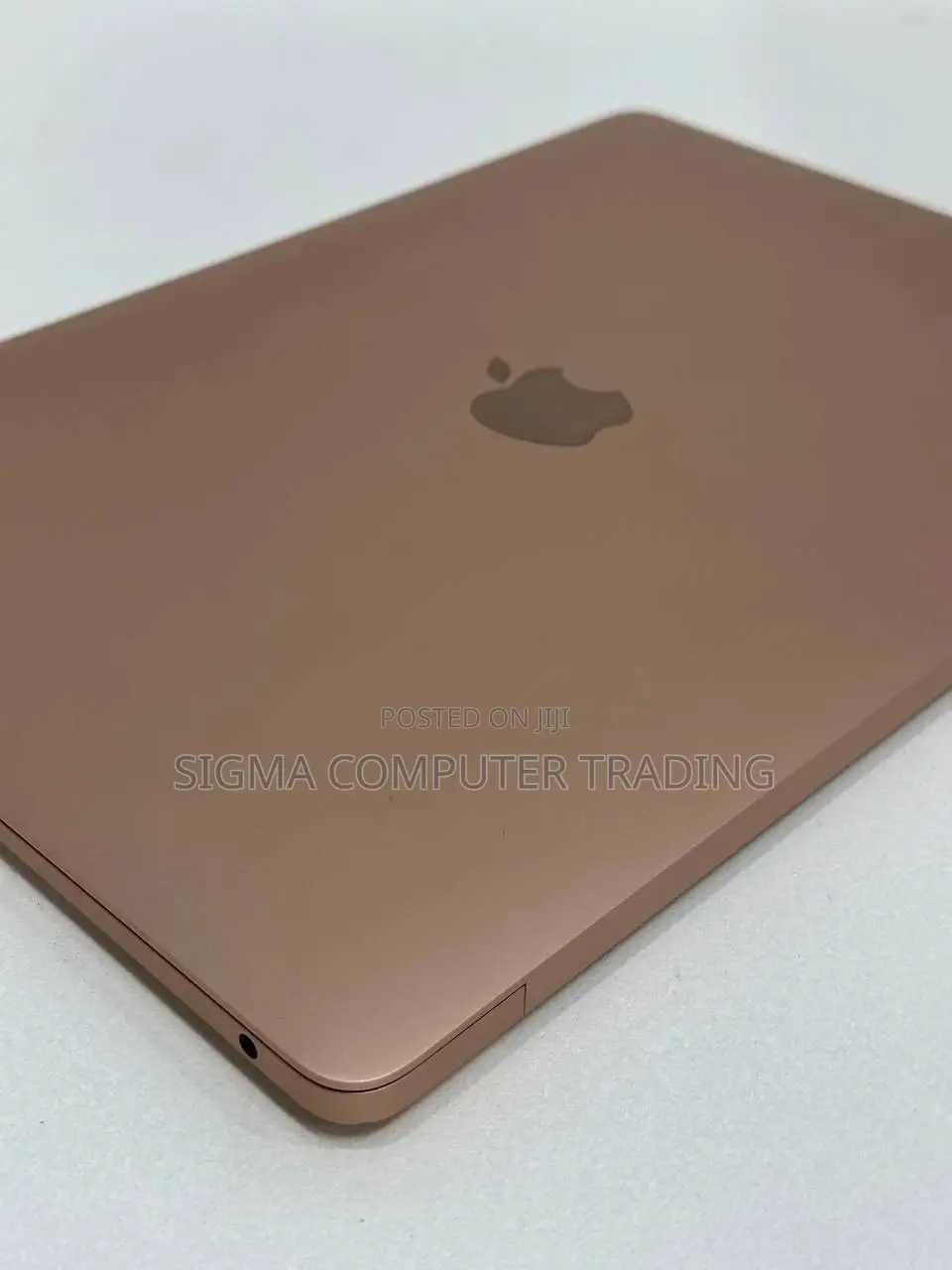 New Laptop Apple MacBook Air 2020 M1 8GB Apple M1 SSD 256GB