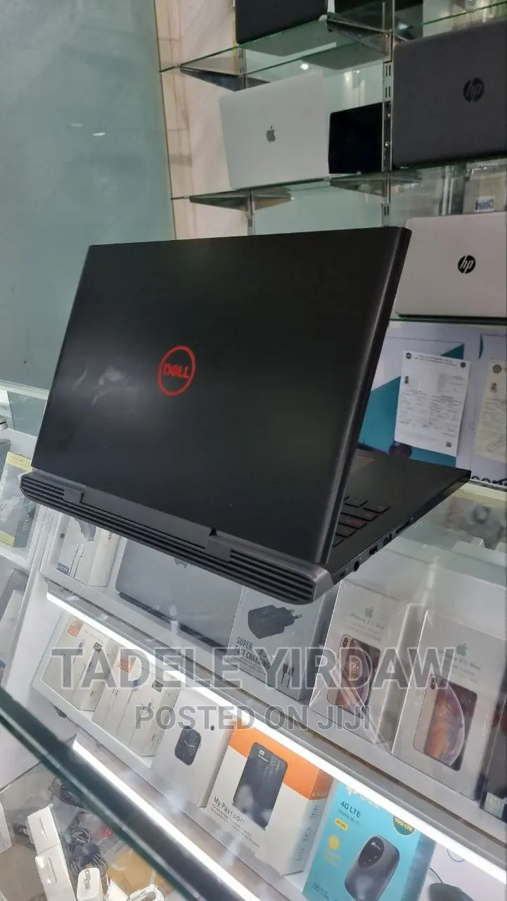 New Laptop Dell Inspiron 15 8GB Intel Core I5 HDD+SSD 1.5T