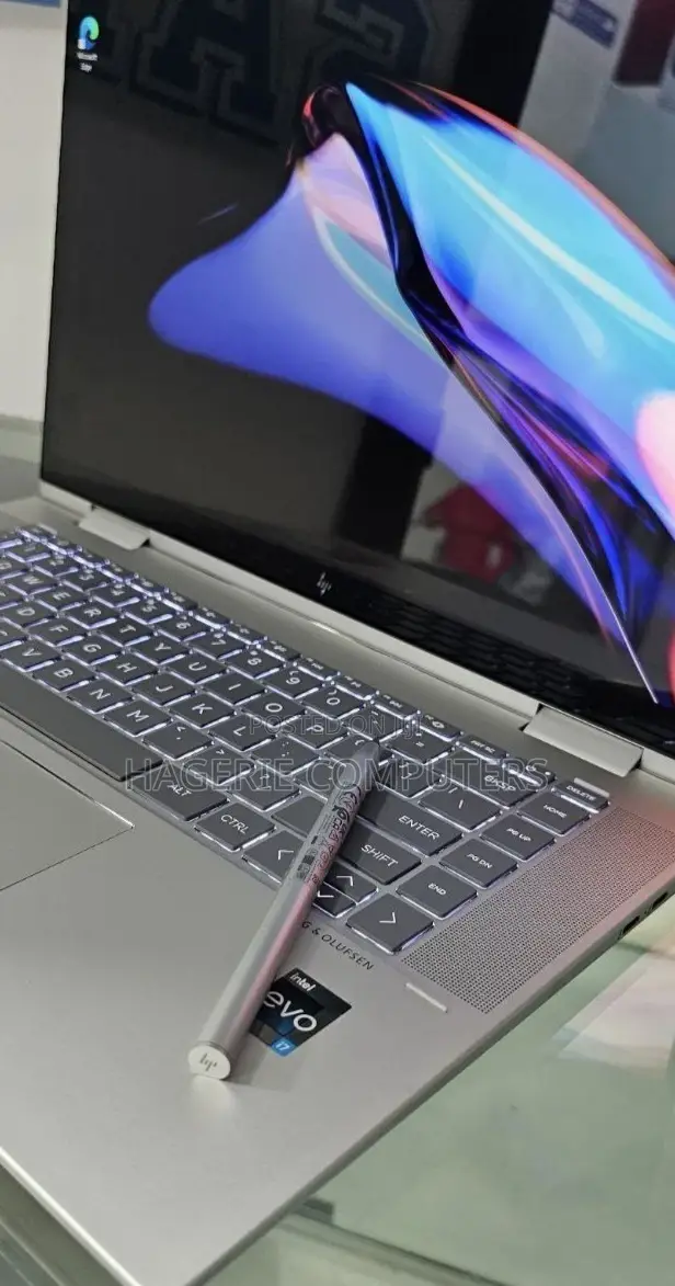New Laptop HP Envy X360 16GB Intel Core I7 SSD 1T