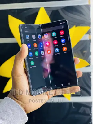 Samsung Galaxy Z Fold 3 256 GB Black