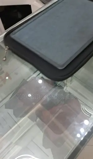 New Laptop Microsoft Surface 4GB Intel Celeron SSD 60GB