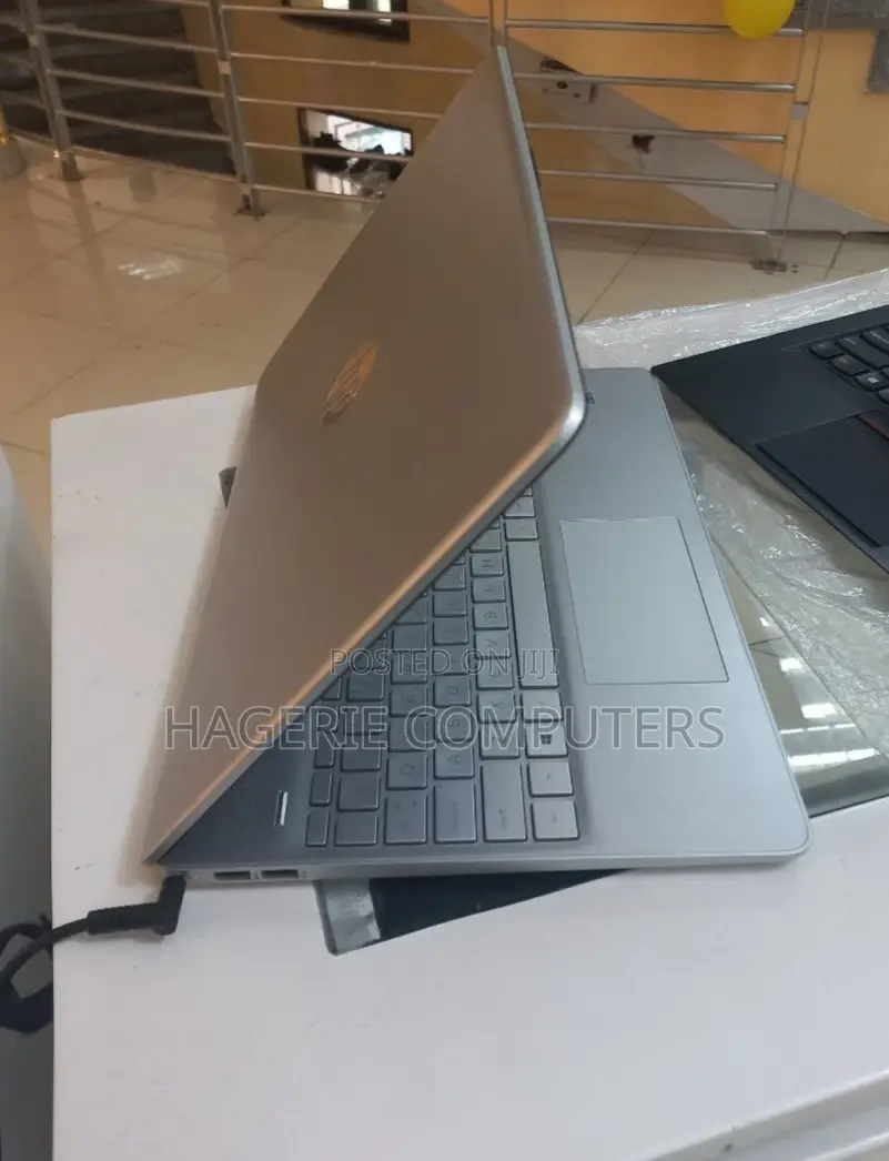 New Laptop HP Stream Notebook 8GB Intel Core I5 SSD 512GB