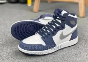 Photo - Air Jordan 1