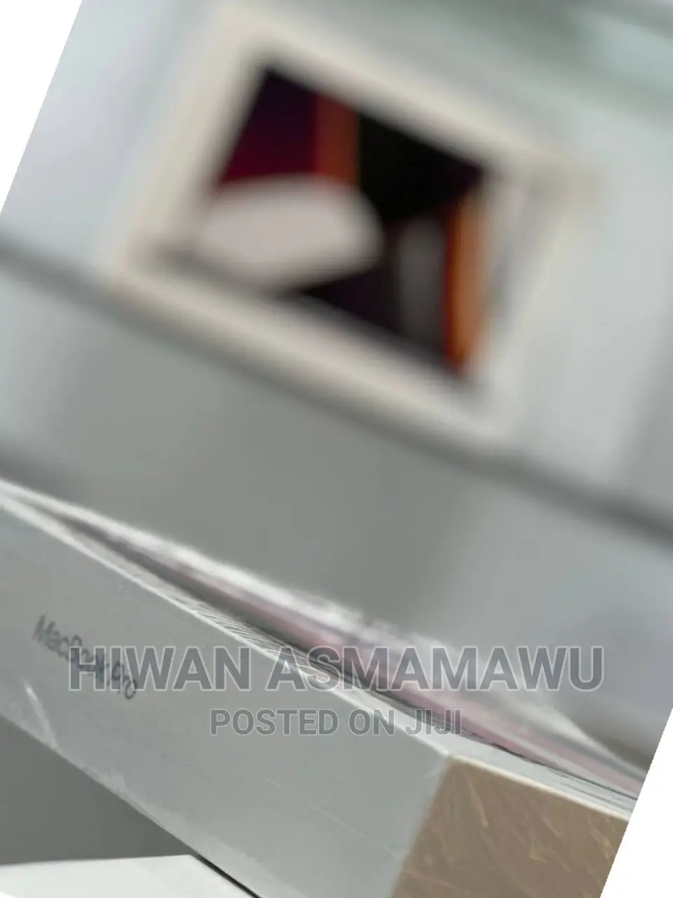 New Laptop Apple MacBook Pro M1 8GB Apple M1 Pro SSD 512GB