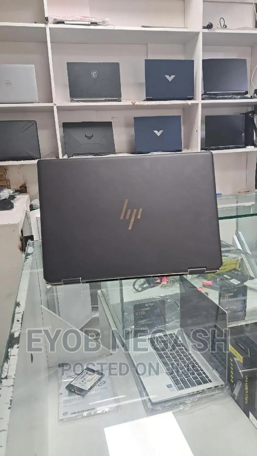 New Laptop HP Spectra 13 16GB Intel Core I7 SSD 1T