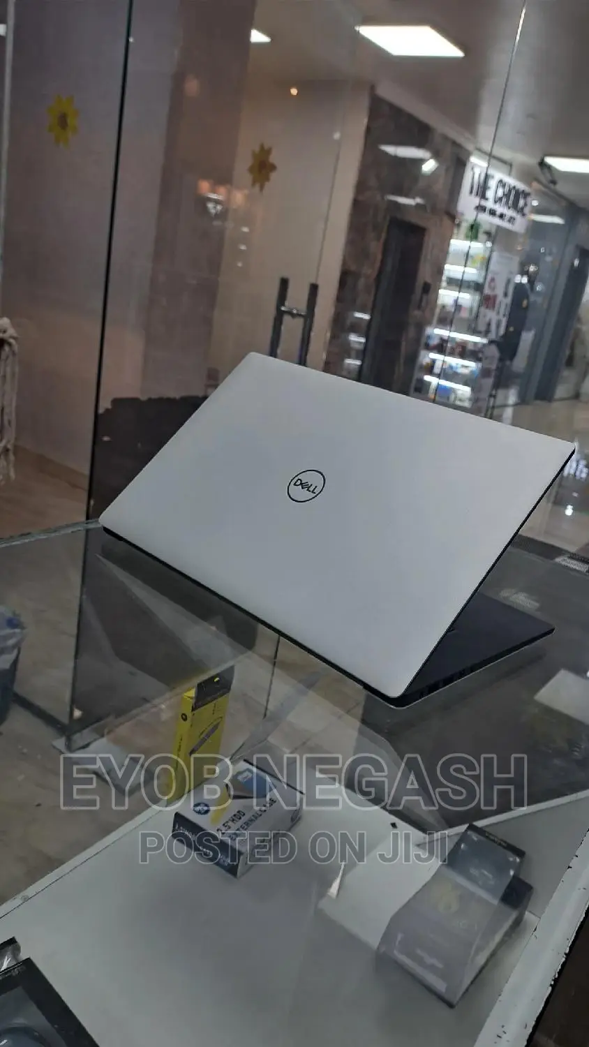 New Laptop Dell XPS 15 16GB Intel Core i7 SSD 512GB
