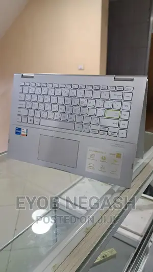 New Laptop HP Envy 13 8GB Intel Core i7 SSD 512GB