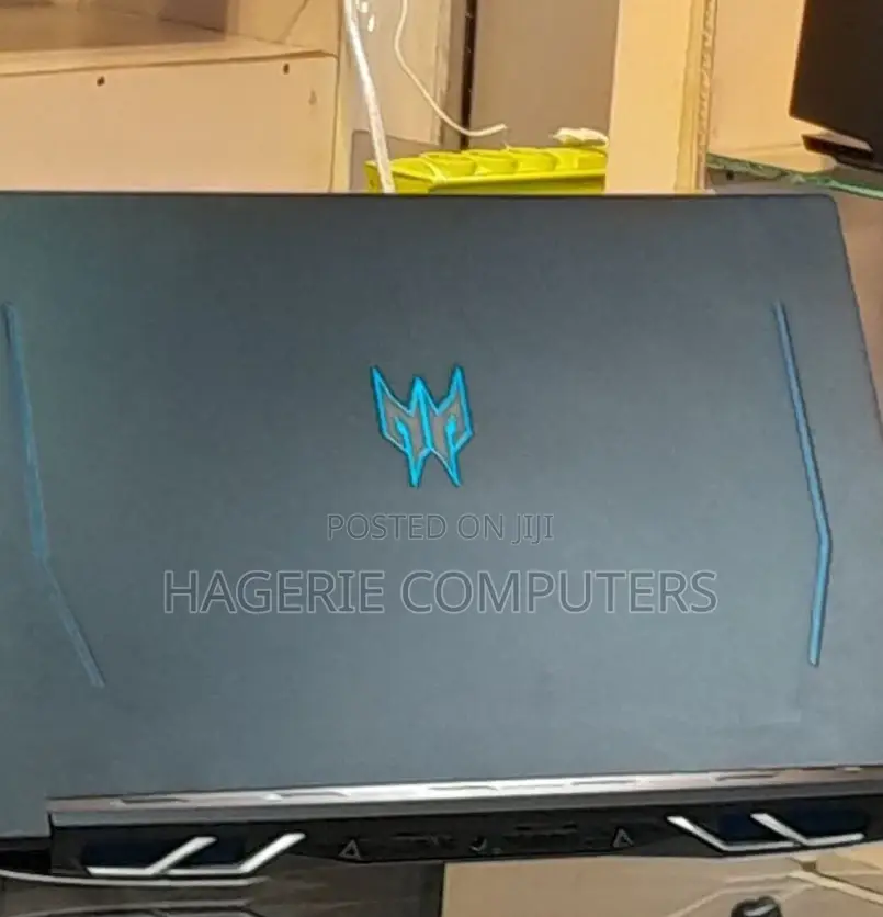 New Laptop Acer Predator Helios 300 16GB SSD 512GB