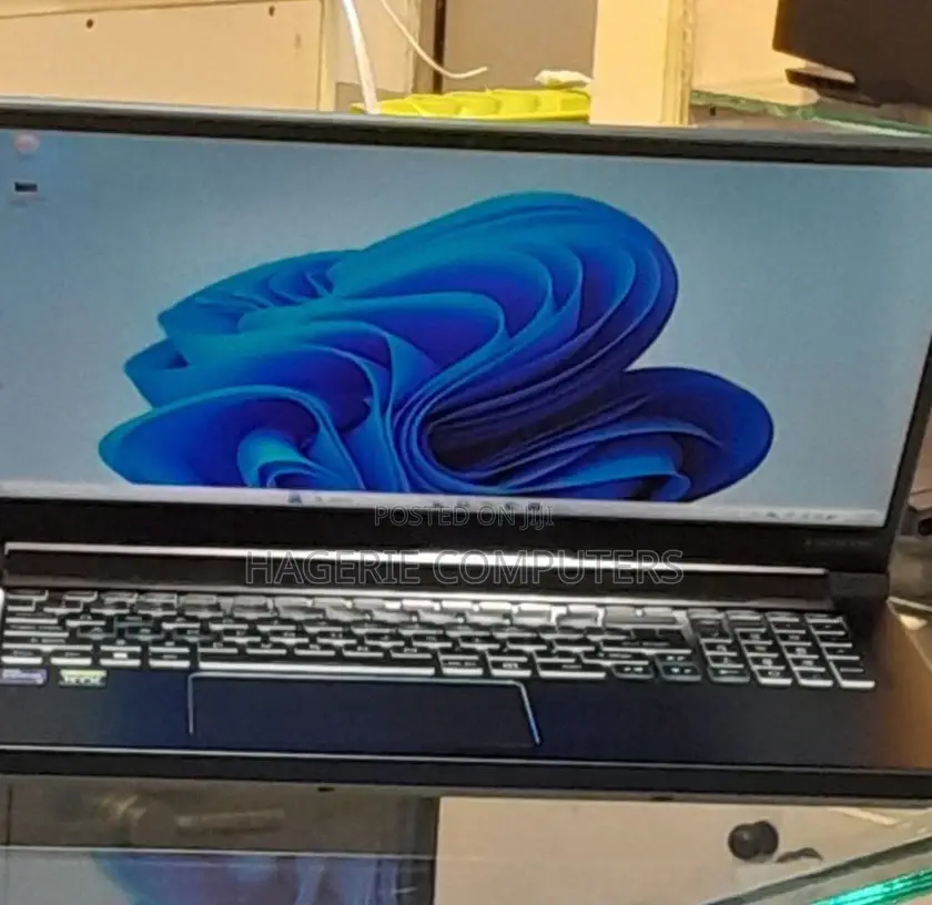 New Laptop Acer Predator Helios 300 16GB SSD 512GB