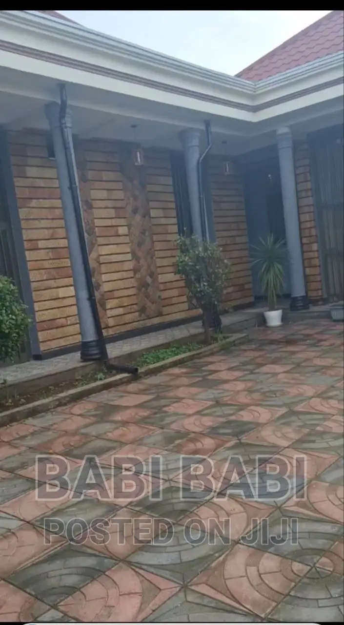 6bdrm House in አየር ጤና አካባቢ ቪላ ቤት, Nifas Silk-Lafto for sale